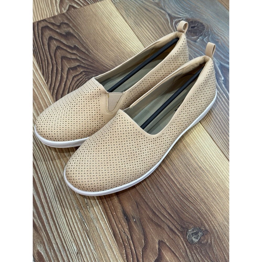 New Comfortview 9M Tan Flats "Alessia" #06966